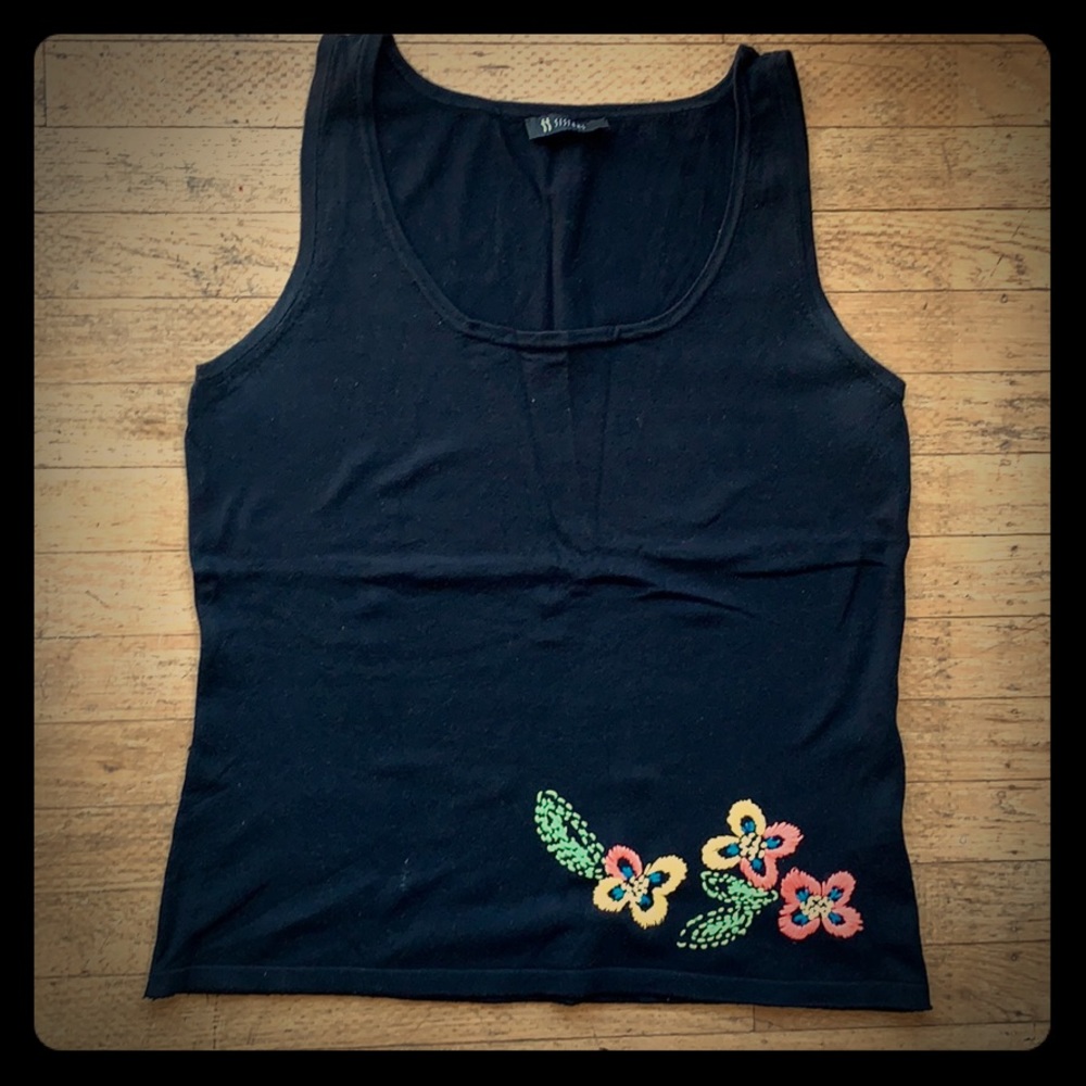 Retro Embroidered knit tank